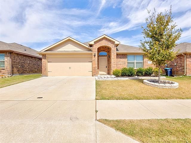 1st image of 2616 Gains Mill Dr