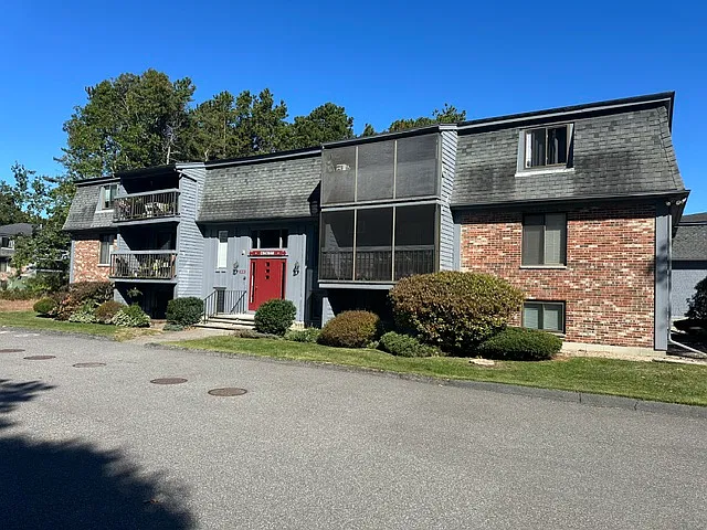 432 Old Chatham Rd #404