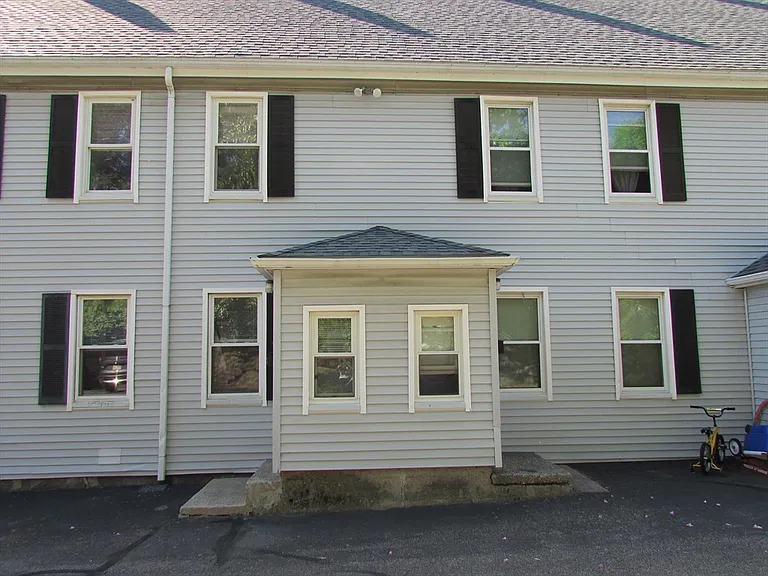 21 Greystone St #21 — Photo 10