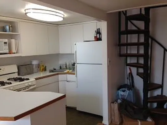 Rented by Noho Merchants Real Estate LLC | media 16