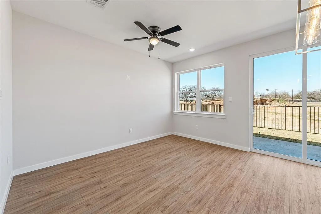 532 Galt Drive - 1 — Photo 4