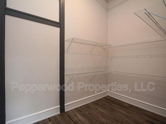 4th image of 600 Magnolia St APT 204