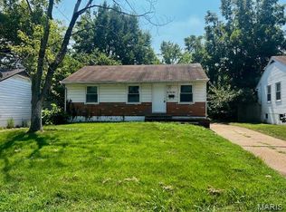 448 Midlothian Rd, Saint Louis, MO 63137