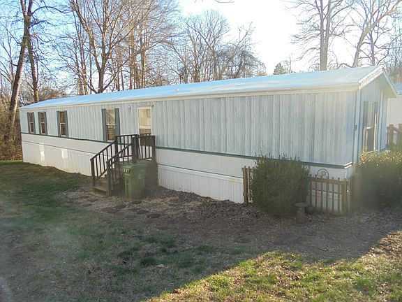 5th image of 89 Big Horn Dr