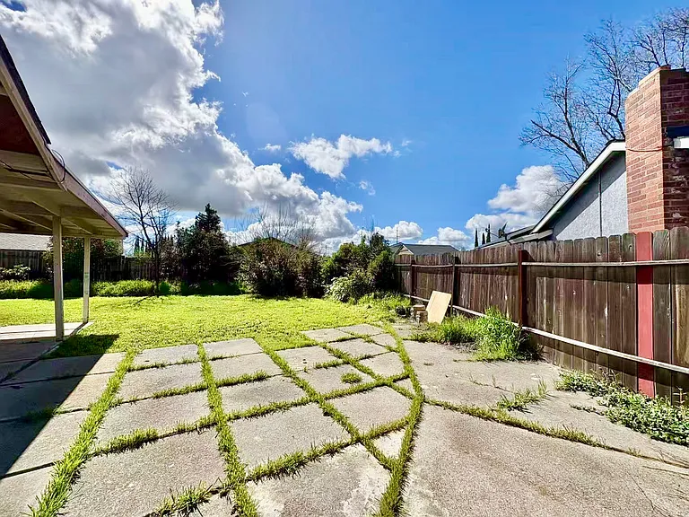 4032 Fawn Cir — Photo 28