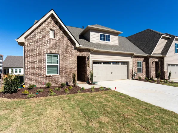 460 Charlie Pl, White House, TN 37188