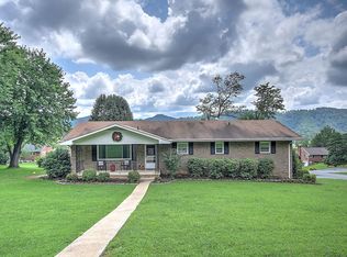 200 Mountain View Dr, Bristol, TN 37620