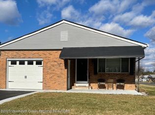 98 San Carlos St, Toms River, NJ 08757