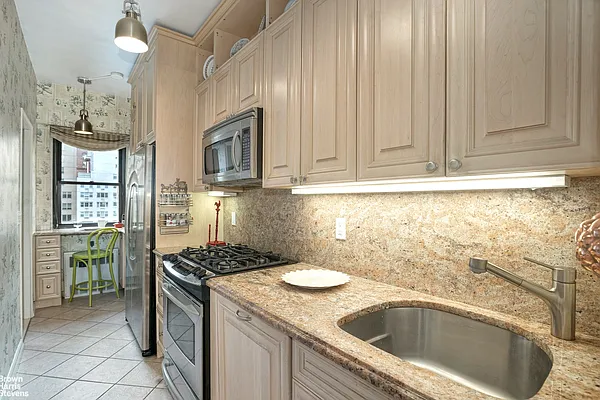 Sold by Brown Harris Stevens | media 5