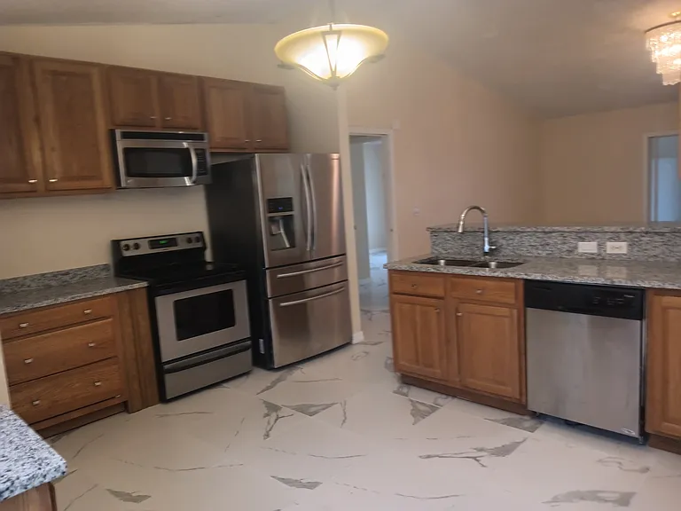 150 Crosspoint St SE — Photo 7