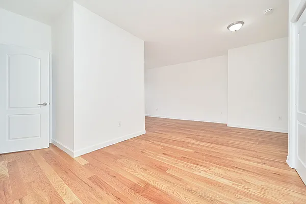 Rented by Living New York | media 15