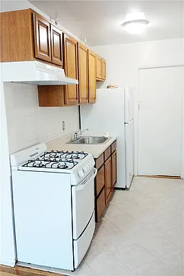 Rented by R New York | media 6