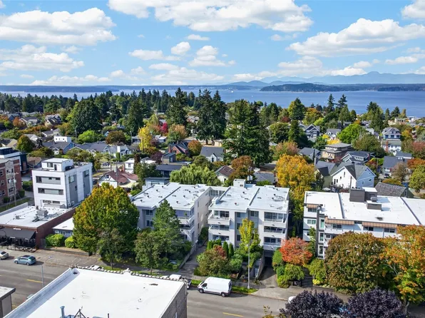 2125 California Avenue SW #302, Seattle, WA 98116