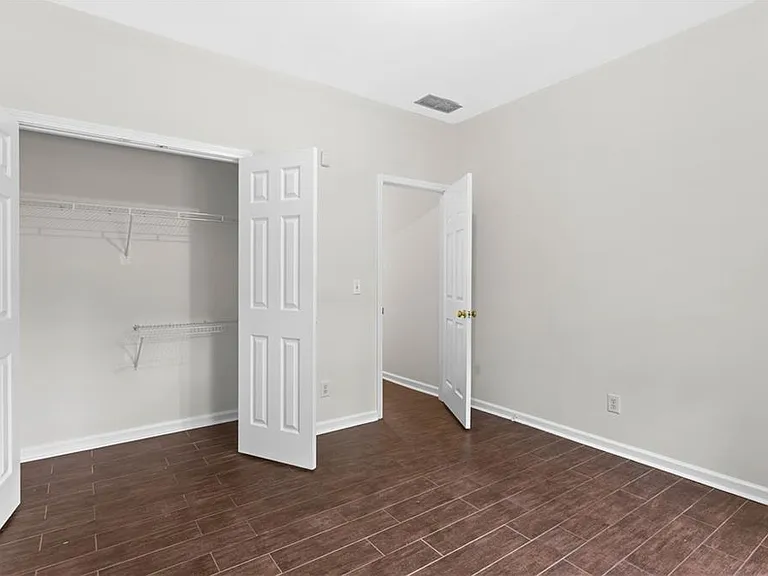 965 Dogwood Park Dr — Photo 17