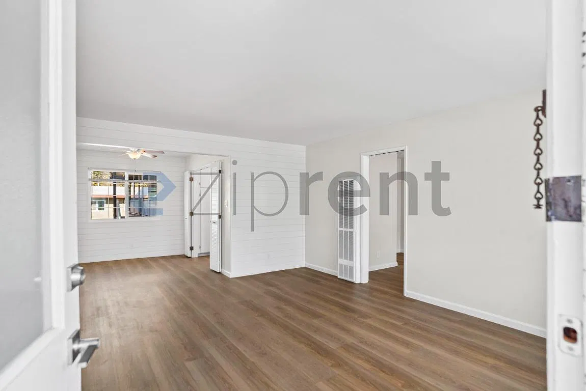 1 bed, 575 sqft, $2,650 — Photo 3