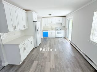 (Undisclosed Address), Selden, NY 11784