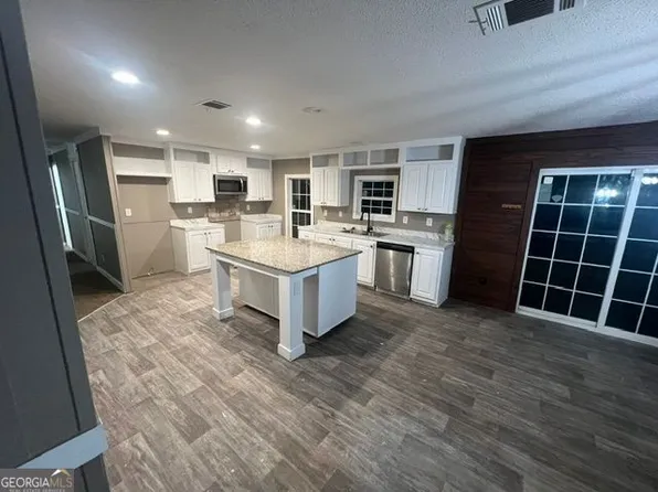 840 Bethel Freewill Rd, Baxley, GA 31513