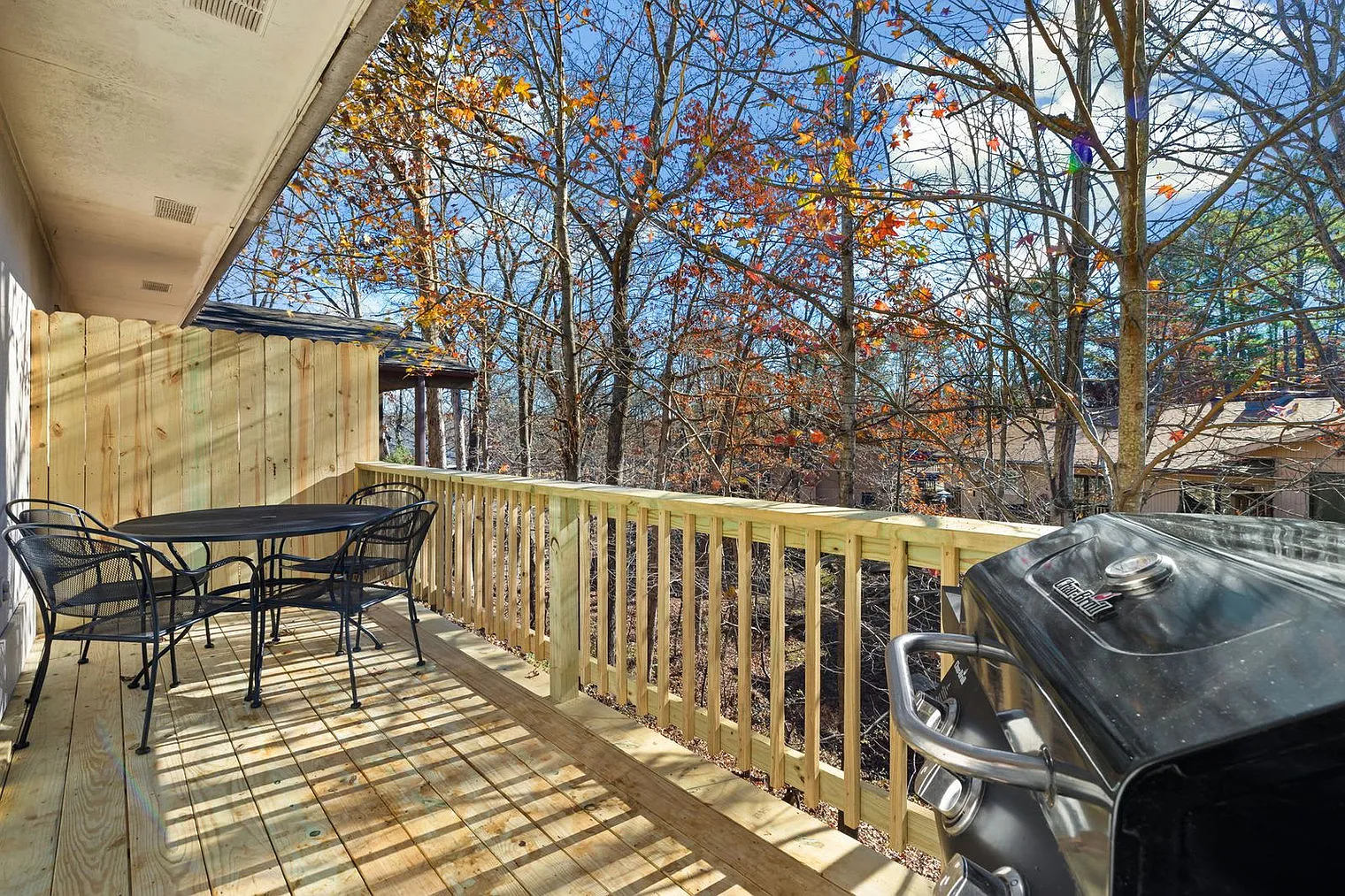 2 bed, 1.0 bath, 1184 sqft, $2,907 — Photo 4