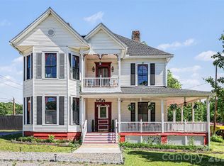 107 Hinton St, Chester, SC 29706