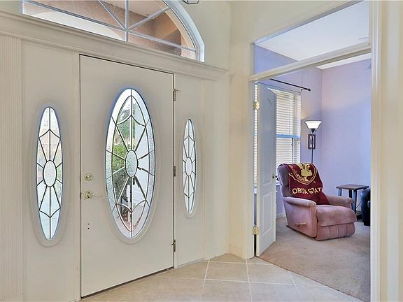 4th image of 100 Hillside Ct