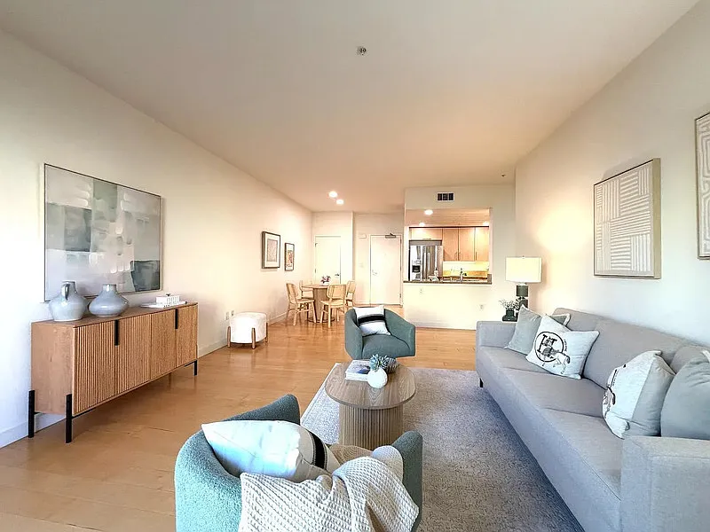 1 bed, 1.0 bath, 859 sqft, $1,800 — Photo 3