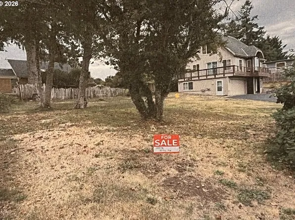 NE Johns Loop, Neotsu, OR 97364