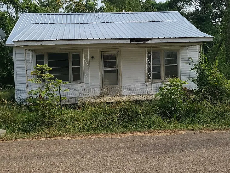 55 Cochran St