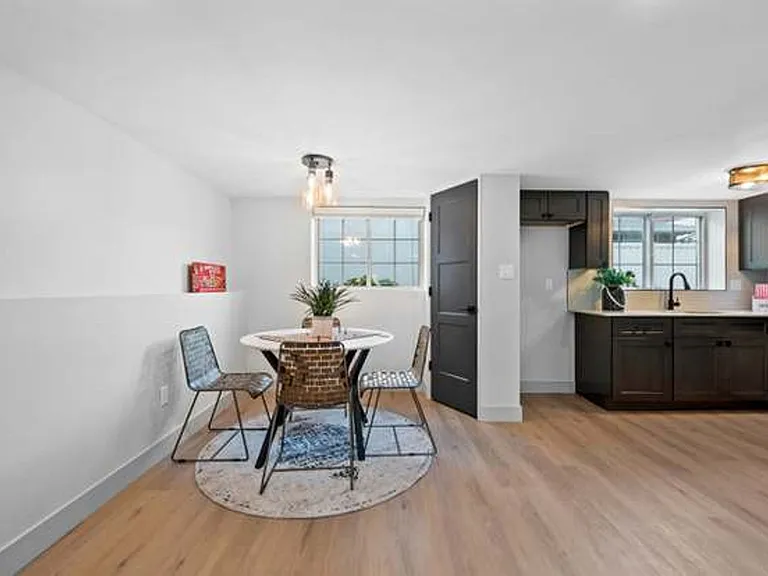 1238 E Oros Ave — Photo 31