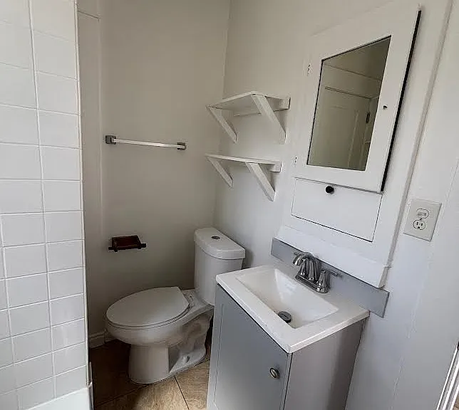 4940 Cape May Ave — Photo 11