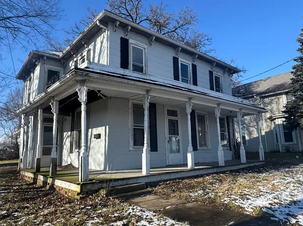 121 New St, Mount Sterling, OH 43143