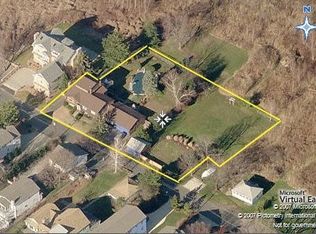 309 Pine Creek Ave, Fairfield, CT 06824
