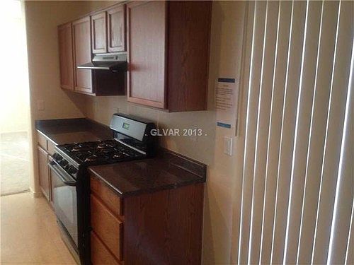 3rd image of 6872 Tropicaire St