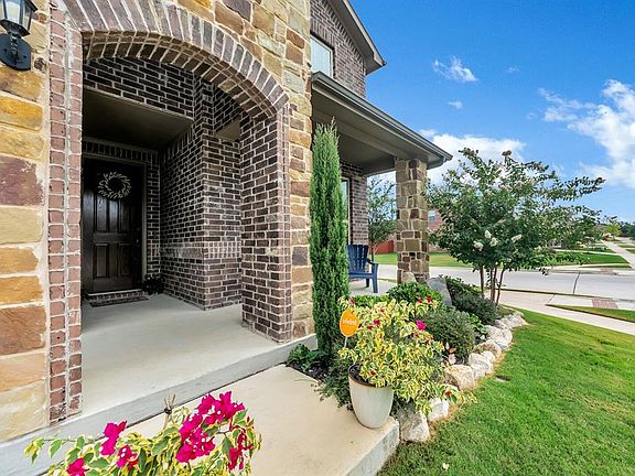 3rd image of 5525 Sea Cove Ln