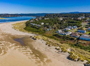 1454 SW Alicia Ln, Waldport, OR 97394