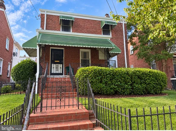 1333 Ritchie Pl NE, Washington, DC 20017