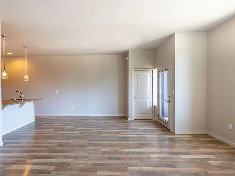 1607 NW Davis St — Photo 27