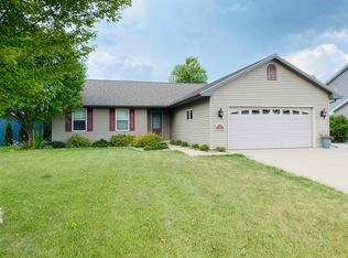 216 N 12th Ave, Winneconne, WI 54986