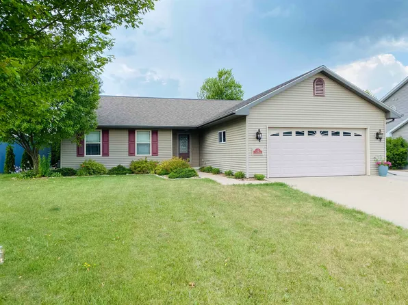 216 N 12th Ave, Winneconne, WI 54986