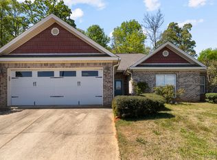 30 Payton Ct, Millbrook, AL 36054