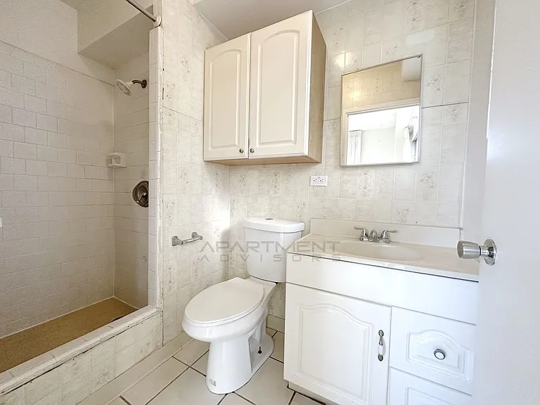 2541 Kuhio Ave — Photo 7