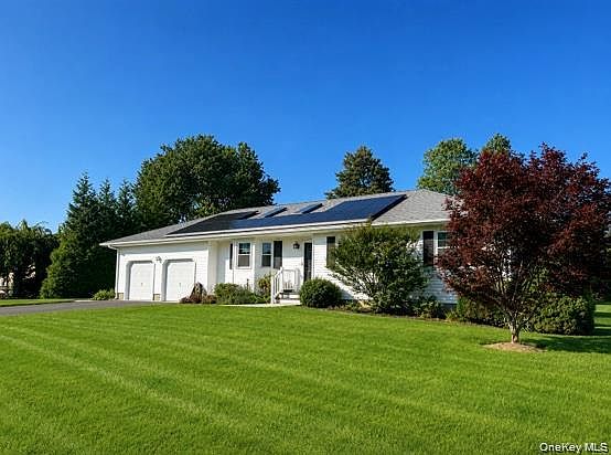 2nd image of 124 Donna Drive
