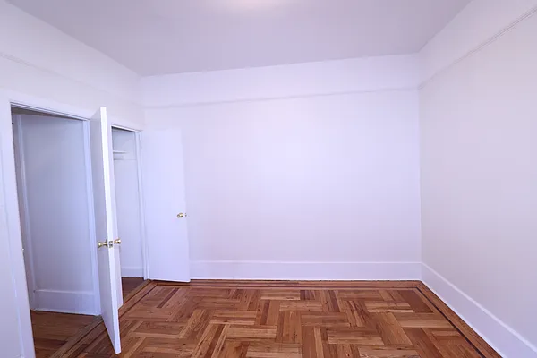 Rented by Oxford Property Group | media 9
