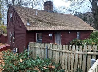 150 Scituate Ave, Cranston, RI 02921