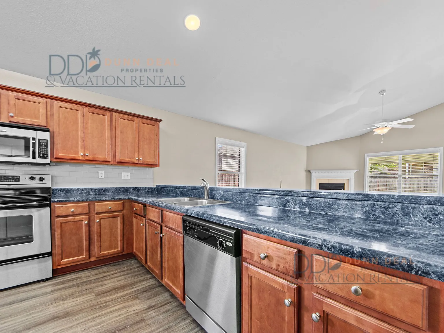 3 bed, 1925 sqft, $2,100 — Photo 3