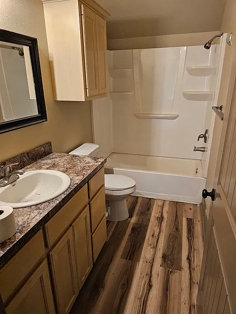 2 bed, 822 sqft, $1,200 — Photo 3