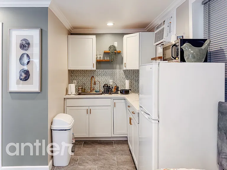 1621 S Sherbourne Dr #U3 — Photo 3