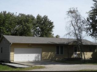 5340 NW Leedy Rd, Topeka, KS 66618