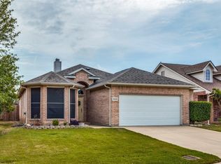 10620 Foothill Dr, Fort Worth, TX 76131