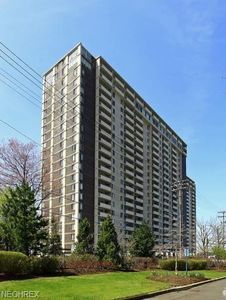 12900 Lake Ave 1021 #1021, Lakewood, OH, 44107