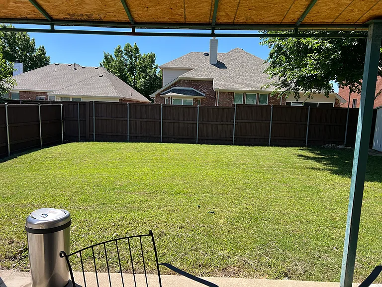 3204 Rainburst Ln — Photo 5
